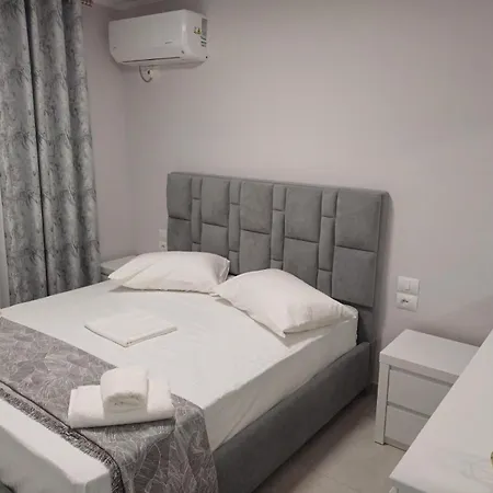 Apartment Dafillo *